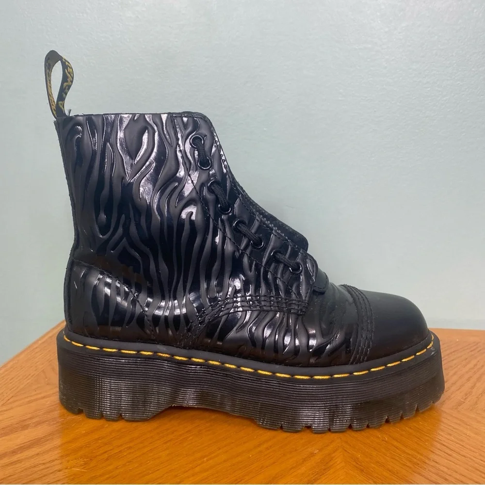 Dr Martens‎ Sinclair Zebra Emboss Platform Boots Black Size 8 Women’s